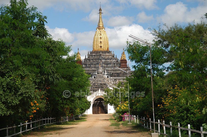 Burma - 01192 
 Temple, Bagan Plain 
 Keywords: Burma, building, Myanmar, Bagan, architecture, Asia, religious building