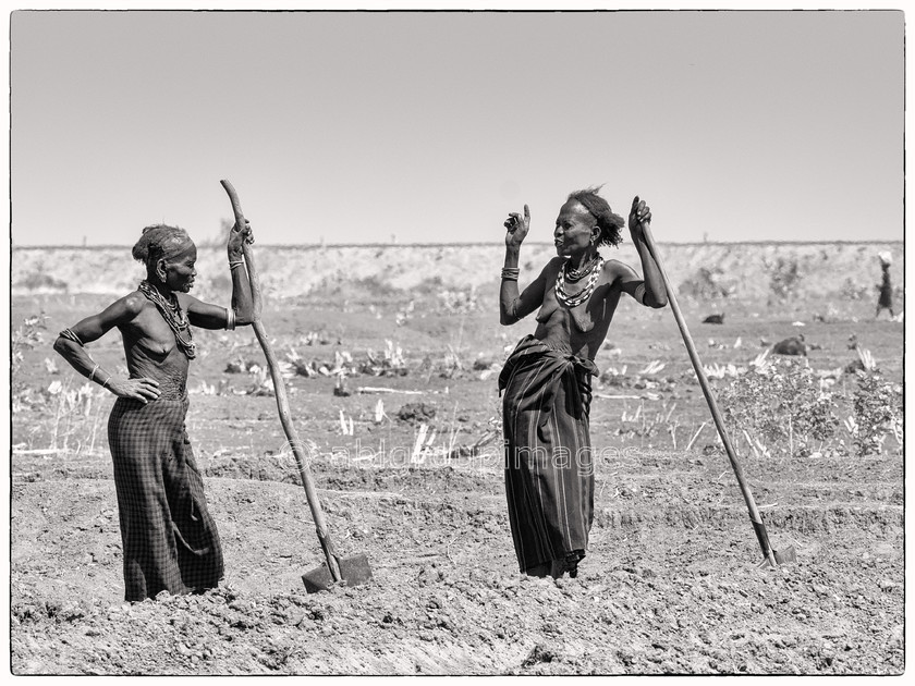 Ethiopia 19-02-2019 10-56-13 ABL91887-Edit 
 OLYMPUS DIGITAL CAMERA - Dassanech people ‘people of the Delta’ 
 Keywords: Africa, Ethiopia, WORLD REGIONS & COUNTRIES